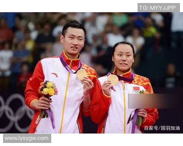 杭州羽毛球队与上海羽毛球队赛后复盘分析个人能力对比与表现总结